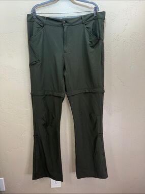 Iceberg Performance Gorpcore Wide Leg Convertible Pants for Men - Olive Green